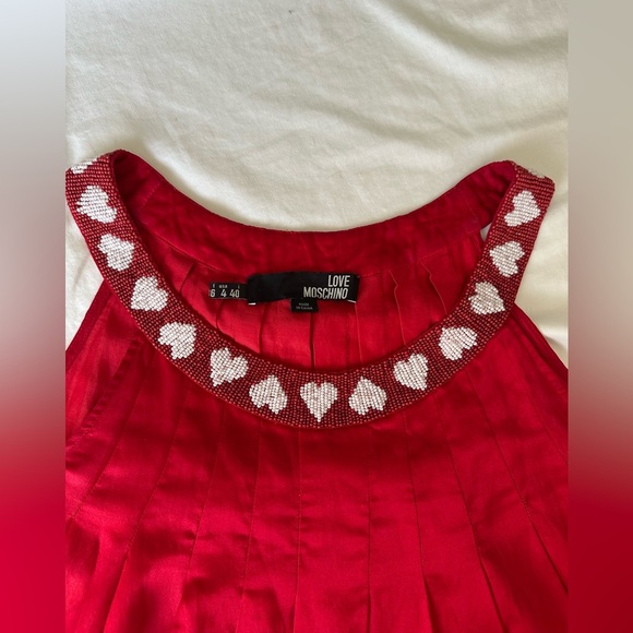 Moschino beaded heart Embellished Top with bib collar satin fabric with size 4 - Picture 2 of 6